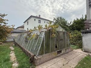 Prodej rodinného domu, Hořiněves, 270 m2