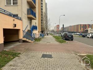 Prodej garáže, Praha - Troja, Hnězdenská, 18 m2