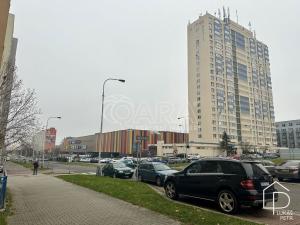 Prodej garáže, Praha - Troja, Hnězdenská, 18 m2