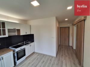 Pronájem bytu 1+1, Ostrava, Varenská, 37 m2