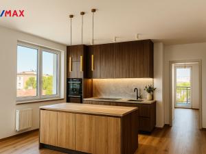 Prodej bytu 4+kk, Karlovy Vary, Šumavská, 84 m2