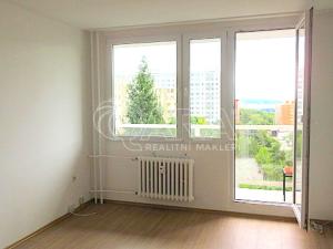 Pronájem bytu 3+1, Praha - Troja, Krosenská, 75 m2