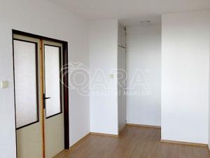 Pronájem bytu 3+1, Praha - Troja, Krosenská, 75 m2