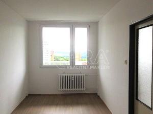 Pronájem bytu 3+1, Praha - Troja, Krosenská, 75 m2