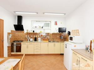 Prodej rodinného domu, Líšťany, V Poustkách, 67 m2