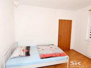 Prodej rodinného domu, Líšťany, V Poustkách, 67 m2