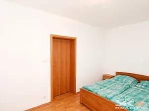 Prodej rodinného domu, Líšťany, V Poustkách, 67 m2