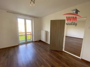Prodej bytu 2+1, Ostrov, Horská, 65 m2