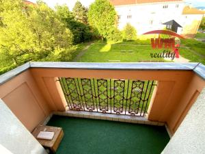 Prodej bytu 2+1, Ostrov, Horská, 65 m2
