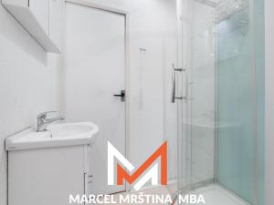 Prodej bytu 1+1, Broumov, Pionýrská, 34 m2