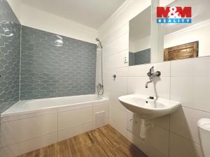 Pronájem bytu 1+kk, Jindřichův Hradec - Jindřichův Hradec II, Nádražní, 24 m2