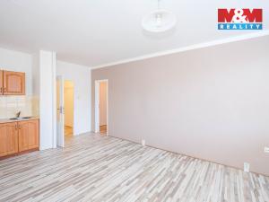 Prodej bytu 1+kk, Praha - Hlubočepy, Pivcova, 29 m2