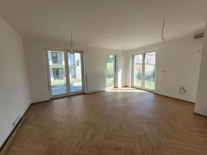 Prodej bytu 3+kk, Dobřany, Ústavní, 69 m2