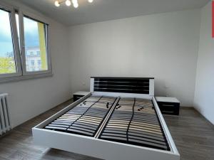 Pronájem bytu 2+1, Opava, Krnovská, 60 m2