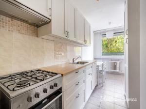 Pronájem bytu 3+1, Praha - Troja, Krosenská, 66 m2