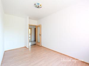 Pronájem bytu 3+1, Praha - Troja, Krosenská, 66 m2