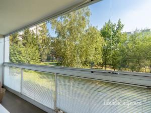 Pronájem bytu 3+1, Praha - Troja, Krosenská, 66 m2
