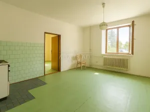 Prodej rodinného domu, Valeč, Jabloňová, 160 m2