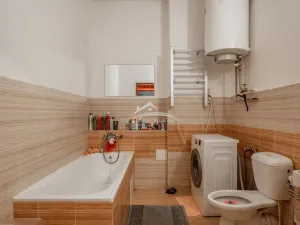 Prodej činžovního domu, Polná, Husovo náměstí, 654 m2