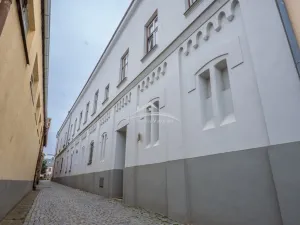 Prodej činžovního domu, Polná, Husovo náměstí, 654 m2
