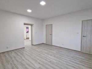 Pronájem bytu 3+1, Křešice, Kolonie, 65 m2