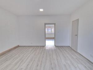 Pronájem bytu 3+1, Křešice, Kolonie, 65 m2