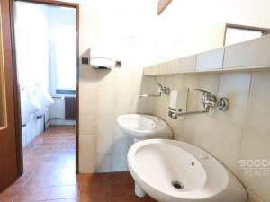 Pronájem kanceláře, Praha - Dolní Měcholupy, Ke Kablu, 15 m2