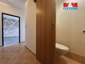 Pronájem bytu 2+1, Jindřichův Hradec - Jindřichův Hradec II, sídliště U Nádraží, 64 m2