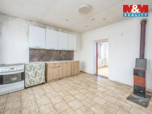 Prodej rodinného domu, Krakovany, 780 m2