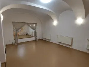 Pronájem obchodního prostoru, Olomouc, Šemberova, 99 m2