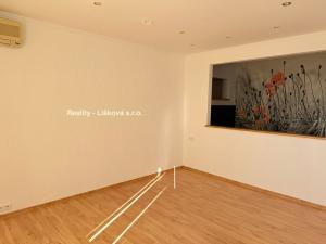 Pronájem bytu 2+1, Ústí nad Labem - Severní Terasa, Pod Rozhlednou, 65 m2