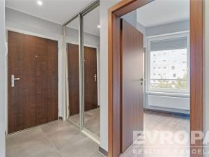 Prodej bytu 2+kk, Praha - Horní Měcholupy, Hornoměcholupská, 49 m2