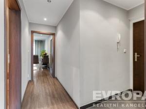 Prodej bytu 2+kk, Praha - Horní Měcholupy, Hornoměcholupská, 49 m2