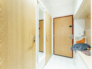Pronájem bytu 1+kk, Praha, Křivoklátská, 28 m2