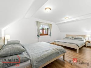 Prodej rodinného domu, Velké Petrovice - Maršov nad Metují, 142 m2