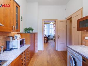 Pronájem bytu 4+1, Karlovy Vary, Jaltská, 120 m2