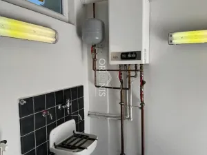 Pronájem výrobních prostor, Chomutov, 147 m2