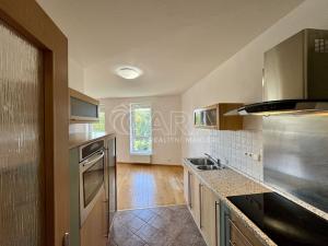 Pronájem bytu 3+kk, Praha, Nad Vavrouškou, 101 m2