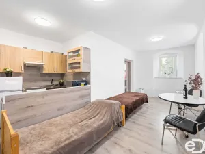 Prodej bytu 2+kk, Miletín, Komenského, 48 m2