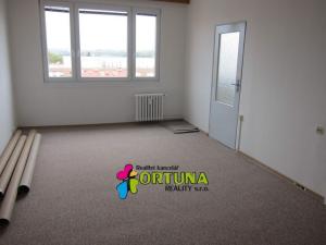 Pronájem bytu 2+1, České Budějovice, 58 m2