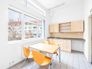 Pronájem obchodního prostoru, Roztoky, Lidická, 135 m2