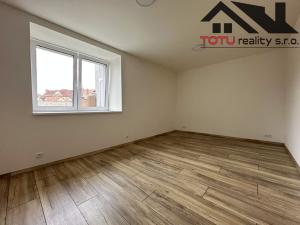 Pronájem bytu 2+kk, Jaroměř, Palackého, 64 m2