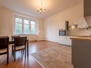 Pronájem bytu 4+kk, Praha - Holešovice, Varhulíkové, 91 m2