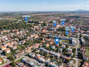 Prodej bytu 3+1, Hrušovany nad Jevišovkou, 9. května, 72 m2