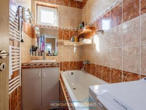 Prodej bytu 3+1, Hrušovany nad Jevišovkou, 9. května, 72 m2