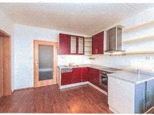 Pronájem bytu 2+kk, Praha - Hlubočepy, Voskovcova, 42 m2