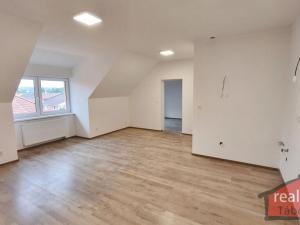 Prodej bytu 2+kk, Nupaky, Nupacká, 60 m2