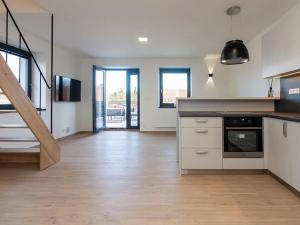Pronájem bytu 2+kk, Průhonice, Chrpová, 64 m2