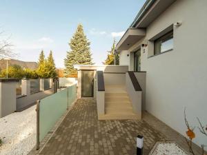 Pronájem bytu 2+kk, Průhonice, Chrpová, 64 m2