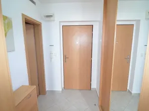 Pronájem bytu 1+kk, Jesenice, Příčná II., 40 m2
